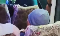 Viral Kawanan Pencuri Tertangkap Basah saat Beraksi di Bus PO Sinar Jaya Pura-Pura Jadi Penumpang