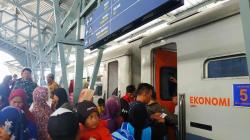 Permintaan Tiket Jakarta Masih Tinggi, Daop 6 Operasikan KA Tambahan Solo Balapan-Pasar Senen<