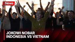 Momen Jokowi Nobar Indonesia Kalahkan Vietnam Bersama para Menteri