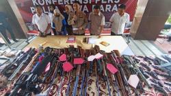 Simpan dan Jual Senjata Api Ilegal Berbagai Jenis, IRT di Bandung Ditangkap Polisi