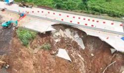 Longsor di Tol Bocimi Semakin Meluas Gerus 2 Jalur, Begini Penampakannya