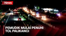 Tol Palimanan-Kanci Mulai Dipenuhi Kendaraan Pemudik