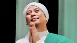 Opick Bagikan Tips Semangat Hadapi Masalah Hidup Lewat Single Religi Terbarunya! Download Gratis Hanya di TREBEL!
