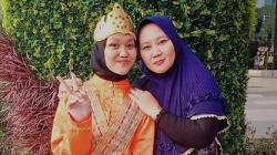 Kisah Inspiratif Vivi, Mahasiswa Termuda Unesa Lolos SNBP 2024 di Usia 16 Tahun<
