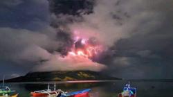 Kilat Petir Muncul saat Gunung Ruang Erupsi, Ini Penjelasan PVMBG