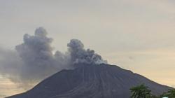 Gunung Ruang Kembali Erupsi Jumat Sore, Tinggi Kolom Letusan 400 Meter
