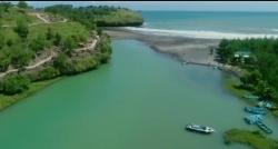 Desa di Pacitan Punya Pemandangan Cantik yang Wajib Diabadikan, Pantai Menyatu dengan Sungai!