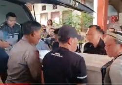 Tiba di Minahasa, Jenazah Anggota Polresta Manado Brigadir RAT Disambut Isak Tangis Keluarga