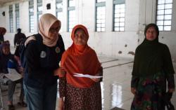 Penyaluran Bansos lewat Pos Indonesia Dinilai Efektif dan Memudahkan KPM<