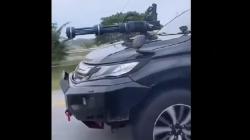 Viral Mobil Pajero Pasang Aksesori Senapan Mesin Melaju di Tol, Kini Ditindak Polisi