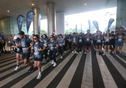 Antusiasme Ratusan Pelari Kolektor Sneaker Ikuti Grey Days Run