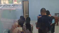 Keluarga Farid Ahmad Korban Pesawat Jatuh di BSD Datangi RS Polri, Tangis Istri Pecah