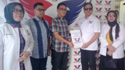 Datangi DPW Perindo, Herman Deru Ambil Formulir Pendaftaran Balon Gubernur Sumsel<