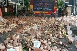 Penampakan Ribuan Tengkorak pada Peringatan 26 Tahun Reformasi