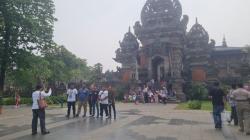 Ada Diskon Tiket Kereta Gantung, TMII Dipadati Lebih dari 11.000 Pengunjung