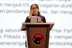 Momen Puan Maharani Teteskan Air Mata saat Baca Rekomendasi Rakernas PDIP