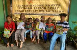 Peduli Pasien Kanker, MNC Peduli dan Diapro Value Underpad Salurkan Bantuan ke Rumah Singgah di Tangerang