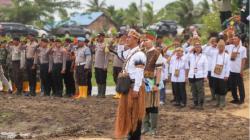 Pimpin Upacara Harlah Pancasila, Mentan Amran Ingin Merauke Jadi Lumbung Pangan Indonesia<