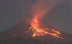 Gunung Merapi Erupsi Lagi Pagi Ini, Luncurkan Awan Panas 1 Km & 14 Kali Lava Pijar<