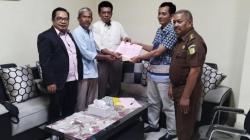 Kejari Bojonegoro Hentikan Kasus Kakek Curi Seekor Ayam, Ini Alasannya