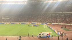 Respek! Begini Momen Jay Idzes Ajak Pemain Indonesia-Filipina Lindungi Adrian Ugelvik saat Terkapar