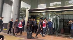 Kejagung Limpahkan 10 Tersangka Kasus Korupsi Timah ke Kejari Jaksel