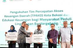 Pegadaian Ajak Masyarakat Bantar Gebang Pilah Sampah dan Menabung Emas