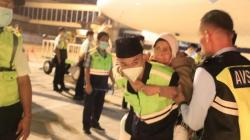 Kloter Pertama Jemaah Haji Embarkasi Padang Tiba di Tanah Air, 1 Orang Meninggal<