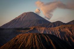 Wisata Gunung Bromo Ditutup Sementara, Ada Apa?<