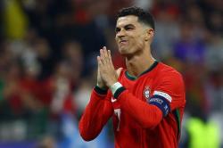 Fans Kecewa, Cristiano Ronaldo Belum Pasti Datang ke Kupang<