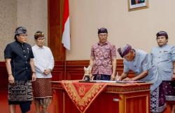 Bupati Badung Hadiri Sosialisasi Pemasaran Beras dan MoU Pembelian Gabah Petani