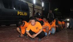 Operasi Nila Jaya, Polisi Tangkap 26 Pengedar dan Pengguna Narkoba di Kalipasir Jakpus