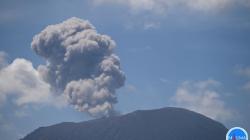 Gunung Ibu di Halmahera Barat Kembali Erupsi, Masyarakat Diimbau Pakai Masker