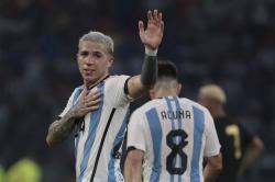 Pemain Argentina Enzo Fernandez Minta Maaf atas Nyanyian Rasis kepada Skuad Timnas Prancis