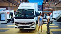 Benamkan Teknologi Canggih, Truk Listrik Fuso eCanter Ramah bagi Pengemudi Wanita
