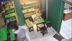 Anak Punk Ngamuk Tak Dikasih Uang di Bekasi, Pemuda Nongkrong Jadi Sasaran<