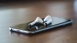 Cara Mengeluarkan Air dari Speaker iPhone Mudah dan Praktis!