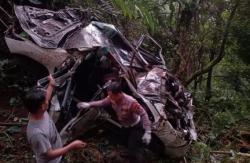 Penampakan Fortuner Masuk Jurang di Batang Tewaskan 4 Orang, Ringsek Tak Berbentuk