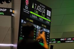 Analis Ungkap Peluang IHSG ke Level 8.000 Menipis, Ini Penyebabnya