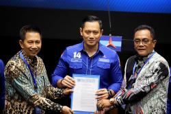 Partai Demokrat Serahkan Surat Rekomendasi kepada Puluhan Calon Kepala Daerah