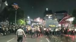 Demo di Semarang Ricuh, DPR Ingatkan Aparat Humanis Hadapi Massa