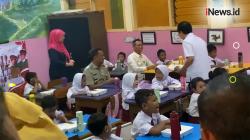 Siswa SD di Kebayoran Baru Nikmati Makan Bergizi Gratis, Ini Menunya
