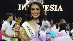 Stunning! Miss Indonesia 2024 Monica Sembiring Tampil Glamour di Pemotretan Profiling Miss World Ke-72
