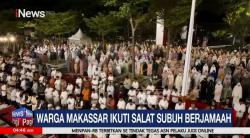 Warga Makassar Antusias Ikuti Gerakan Salat Subuh Berjamaah di Pantai Losari