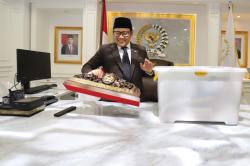 Momen Cak Imin Kemas Barang Pribadi dari Ruang Kerja Wakil Ketua DPR
