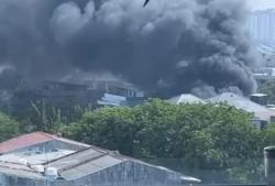 Korsleting Listrik, Bangunan Semipermanen di Sunter Hangus Terbakar