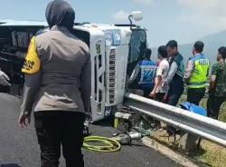 Ini Identitas 4 Korban Tewas Minibus Rombongan Santri Kecelakaan di Tol Ungaran
