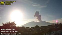 Gunung Marapi Pagi hingga Sore Ini 4 Kali Erupsi, Warga Diimbau Gunakan Masker saat ke Luar<