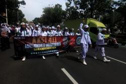 Aksi Ratusan Massa Reuni 411