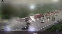 Rekaman Video Kecelakaan di Tol Purbaleunyi Beredar, Truk Rem Blong Picu Tabrakan Beruntun<